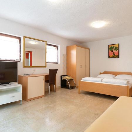 Apartment Milka Ровинь Экстерьер фото